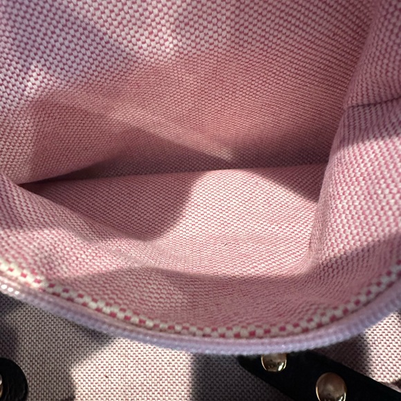 Dooney & Bourke - Picture 13 of 13